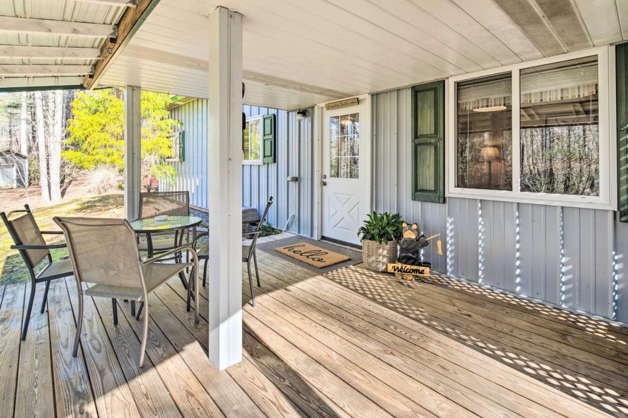 Penrose Home With Covered Deck And Fire Pit! Zewnętrze zdjęcie
